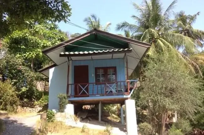 10 Easy Ways You Can Support Local Communities When You Travel