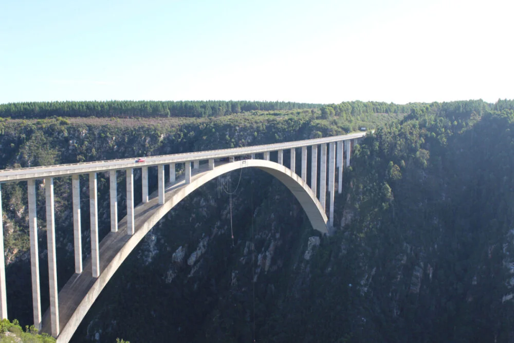 Bloukrans bunjee jumping bridge is an arch bridge located near Nature's Valley and Knysna in Garden route in western cape South Africa