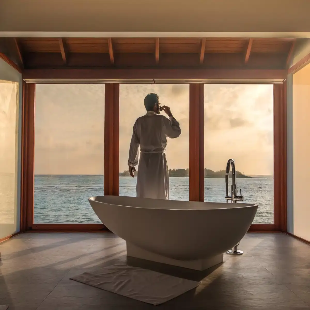 Luxurious resort with tub and ocean view. Hotels with in-room hot tubs.