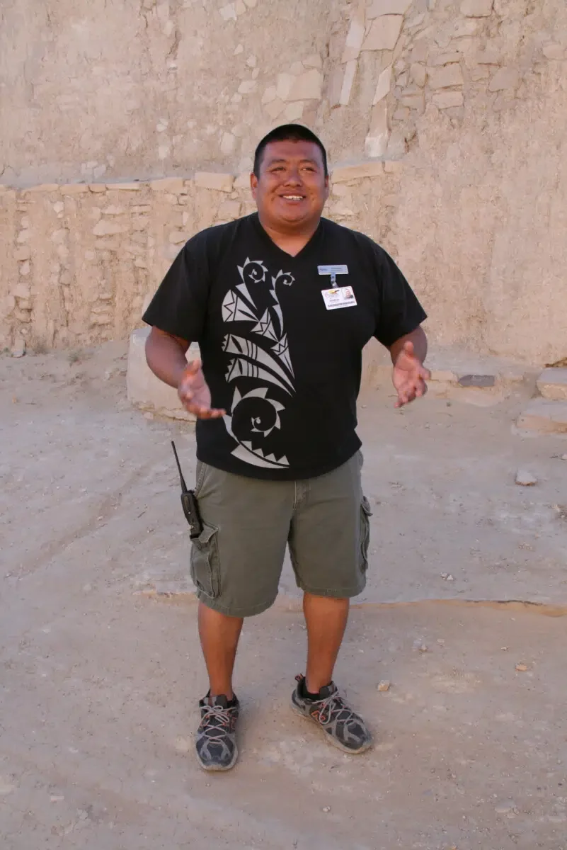 Acoma Pueblo Guide
